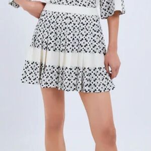 Tuckernuck Cream Geo Erica Skort